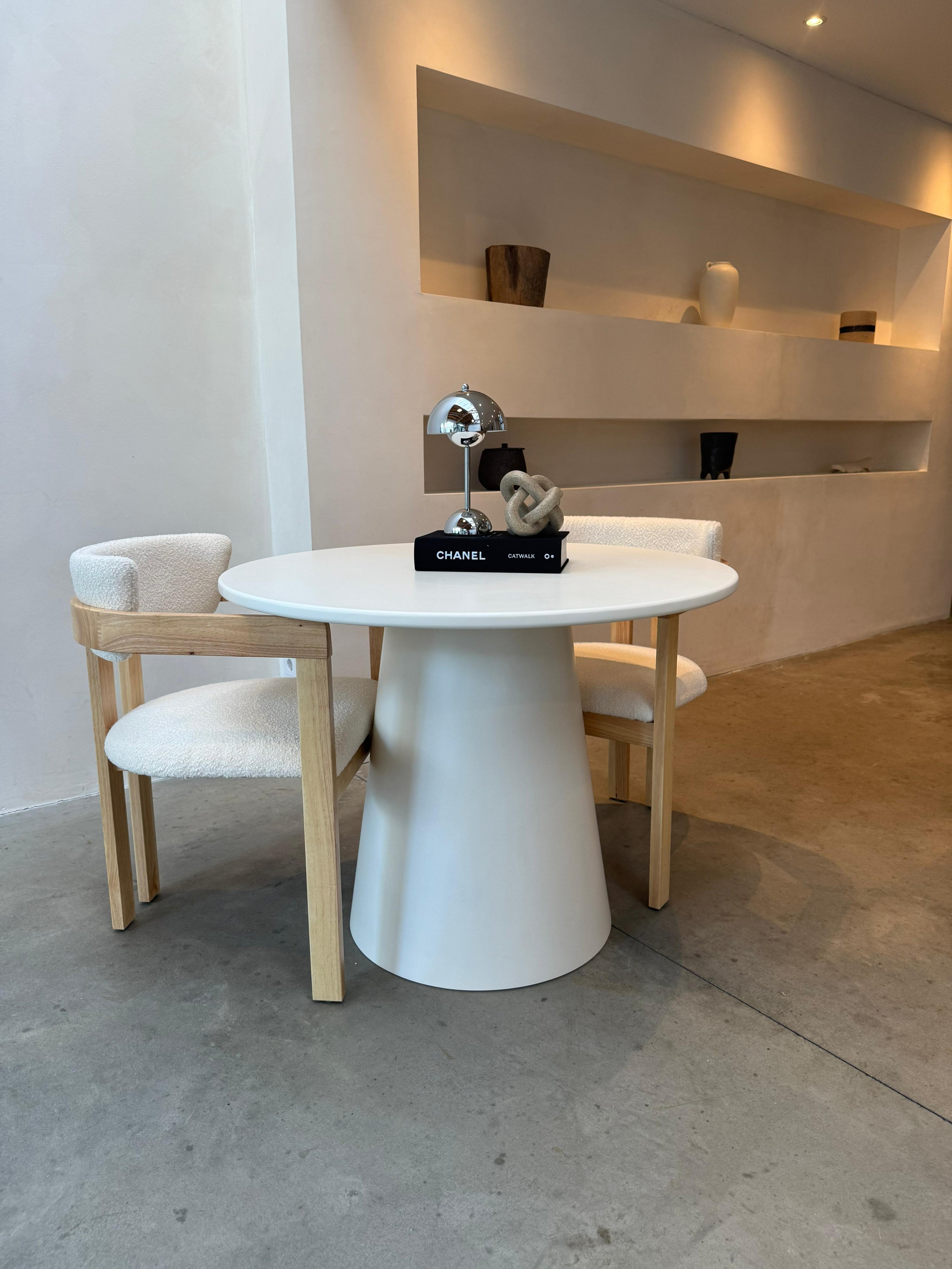 Japandi Ronde Eettafel – Betonlook Ivory